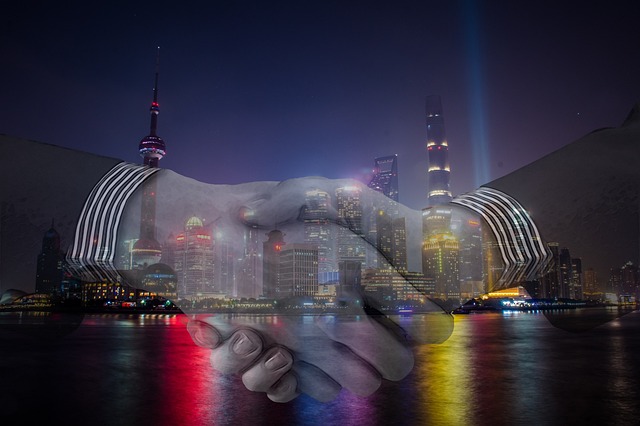 Mastering Multilingual Deals: The Critical Role of Tailored Translation for UK Supplier Contracts