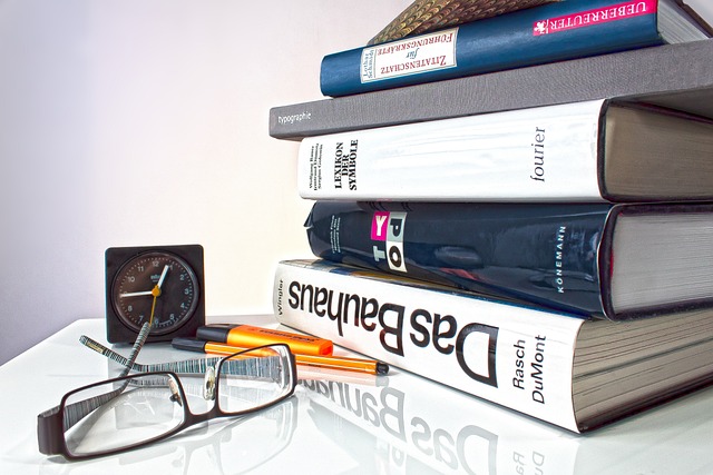 Scientific Books and Textbooks