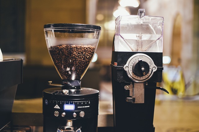 Machine Specifications and Descriptions
