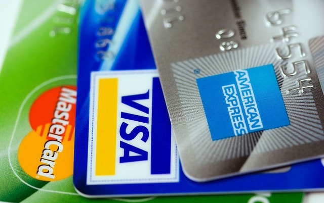 visa-640x480-49406983.jpeg
