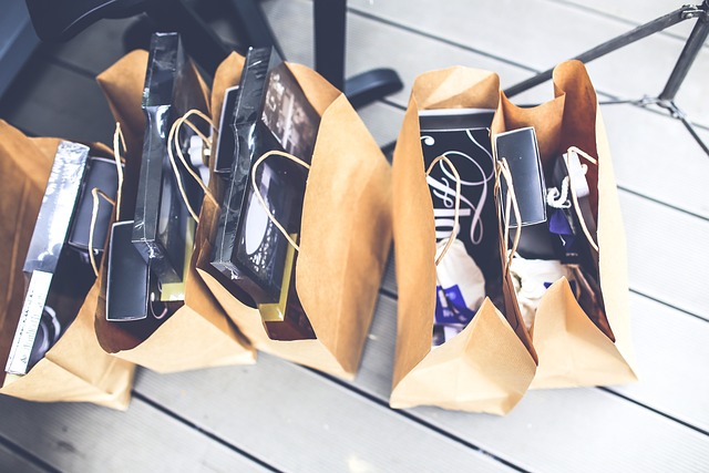 product-catalogs-640x480-38036356.jpeg