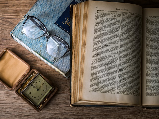 research-and-development-documents-640x480-7153771.jpeg