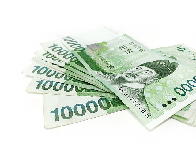 tax-640x480-94096527.jpeg