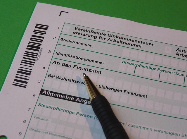 corporate-tax-documents-640x480-20827332.jpeg