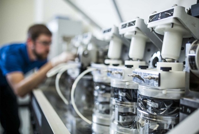 Technical Manuals for Scientific Equipment