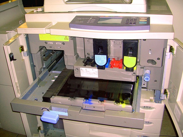 maintenance-and-service-manuals-640x480-41892156.jpeg