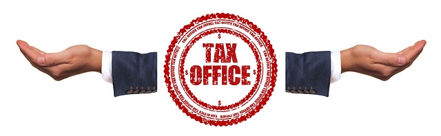 corporate-tax-documents-640x480-40124208.jpeg