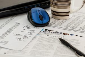 corporate-tax-documents-640x480-45158556.jpeg