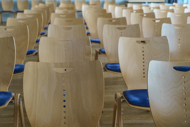 Seamless Lecture Note & Textbook Translation for Global Academic Success