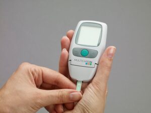 medical-device-manuals-640x480-62630488.jpeg