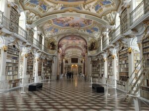 scientific-books-and-textbooks-640x480-73825582.jpeg