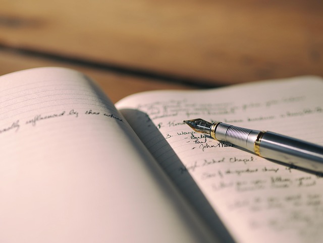 lecture-notes-and-teaching-materials-640x480-24663656.jpeg