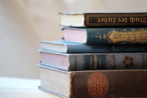 Mastering Global Scholarship Applications: Certified Translation Strategies for Success