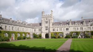university-regulations-and-policies-640x480-86467430.jpeg
