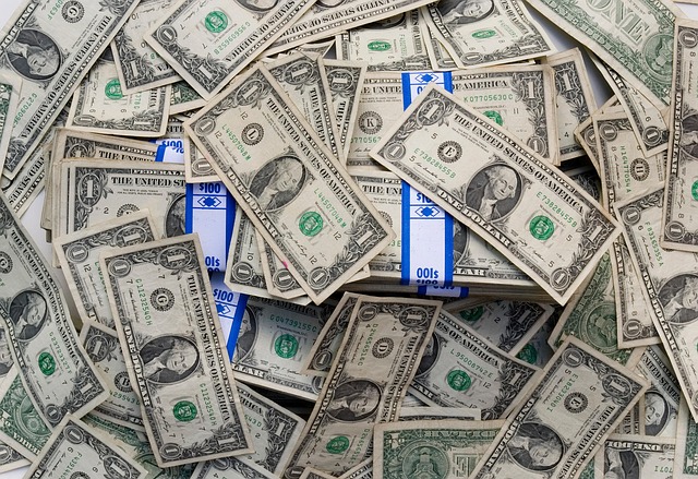 financial-statements-640x480-32308193.jpeg