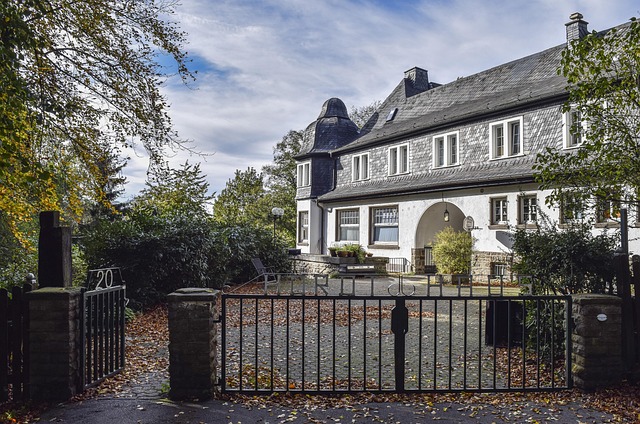 Real Estate Appraisals and Financial Documents